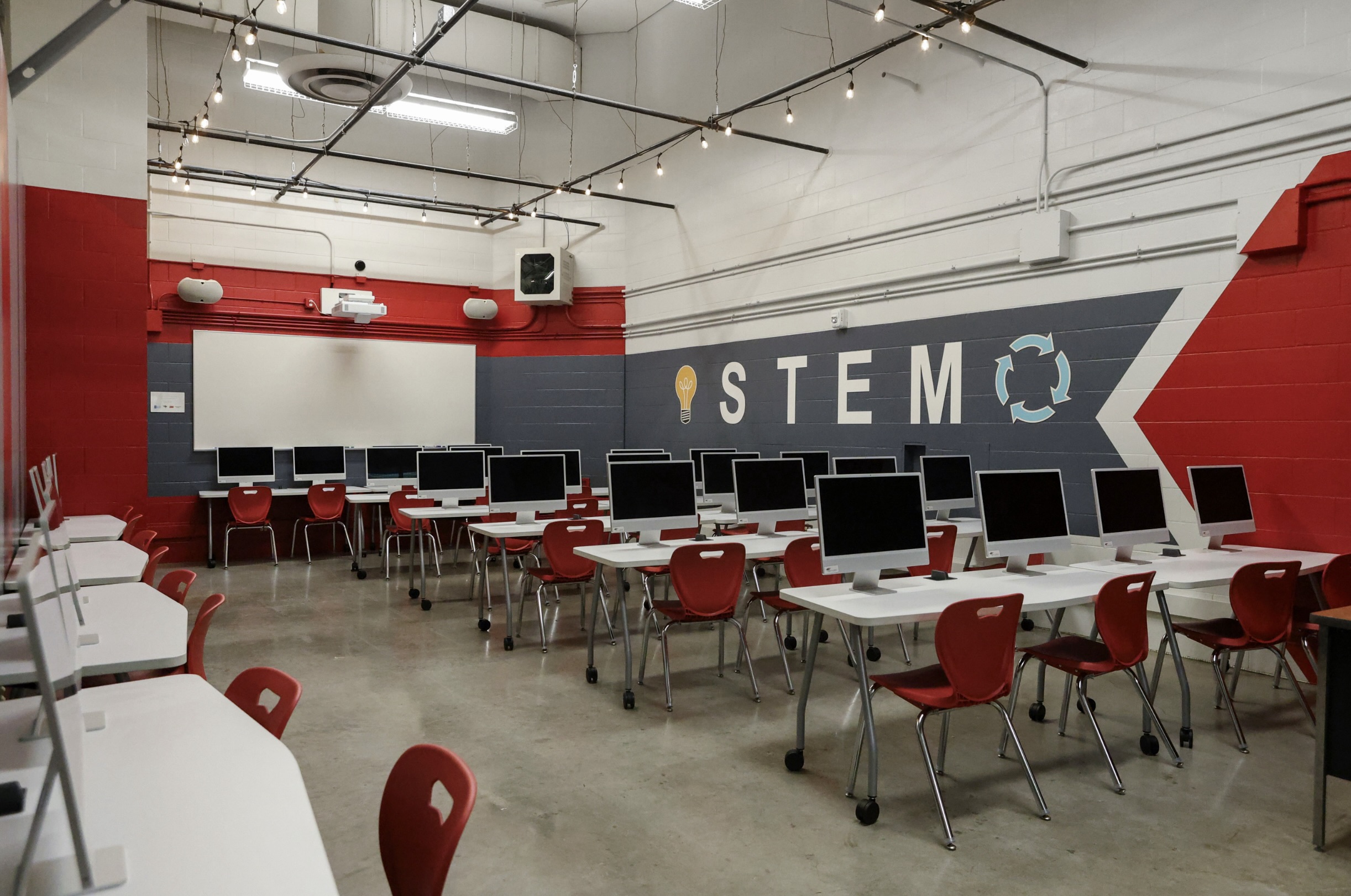 STEM lab 3M Central High School Saint Paul MN